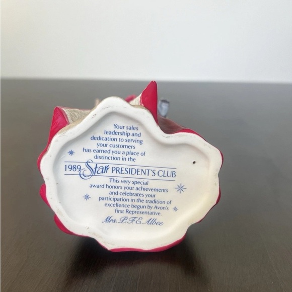 1980 Avon Mrs. Albee Porcelain Figurine Presidents Club  Avon Collection - Picture 2 of 2